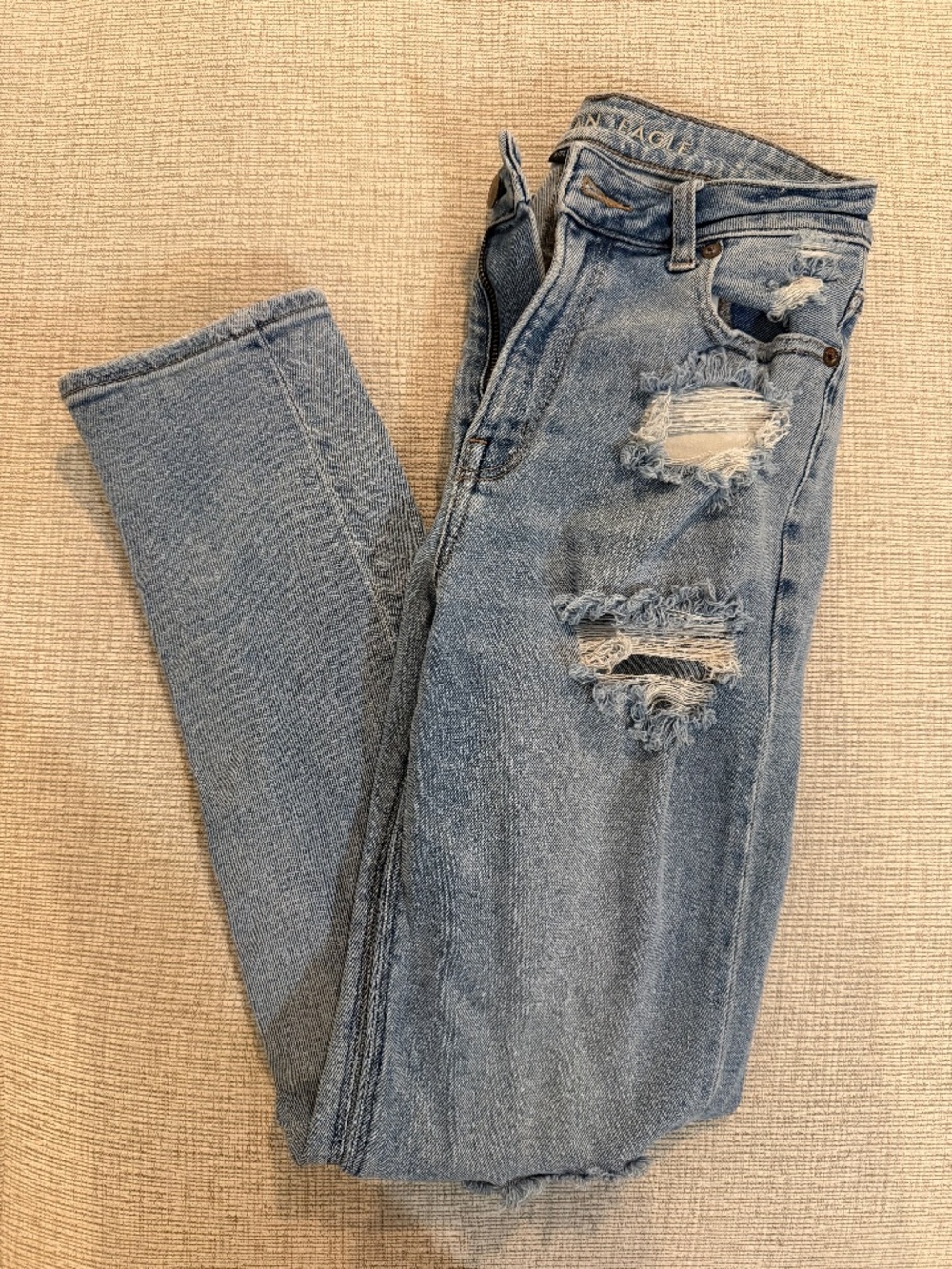 American Eagle women’s jeans